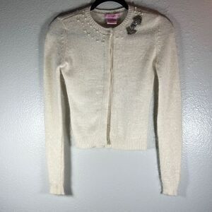 Pinkish Round Neck Angora & Lambswool Sweater w/Pearls & Rhinestones. Cream. Siz